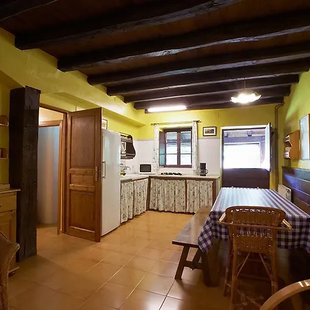 Kır Evi Goikola *